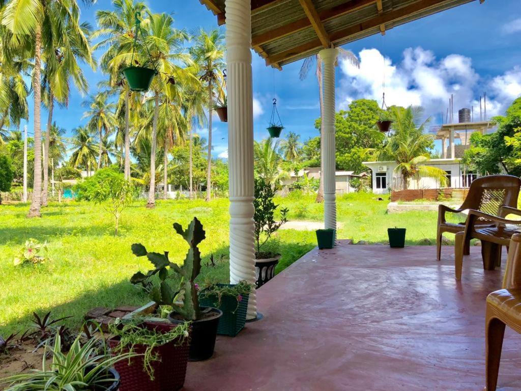 Sai Seashell Rest Inn Nilaveli Trincomalee Ngoại thất bức ảnh
